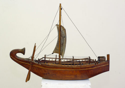 Egipatski trgovački brod na jedra i vesla, 2000 pr. Kr. (45 x 15 x 63 cm)